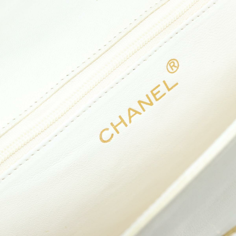 【日本直送】香奈兒 (CHANEL) 絎縫鏈條單肩包，羊皮材質，白色金色，CC標誌，正品 LNZ336A-17