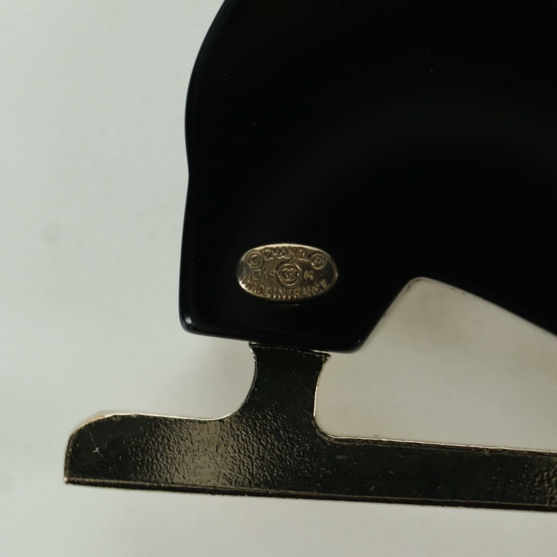 【日本直送】香奈兒滑板胸針，塑膠材質，粉紅色，CC標誌，貨號ARZ165M-6