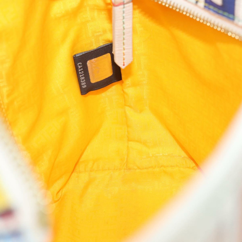 【日本直送】FENDI Zucca 帆布手提包 PVC 多色金色正品 ARZ066V-18