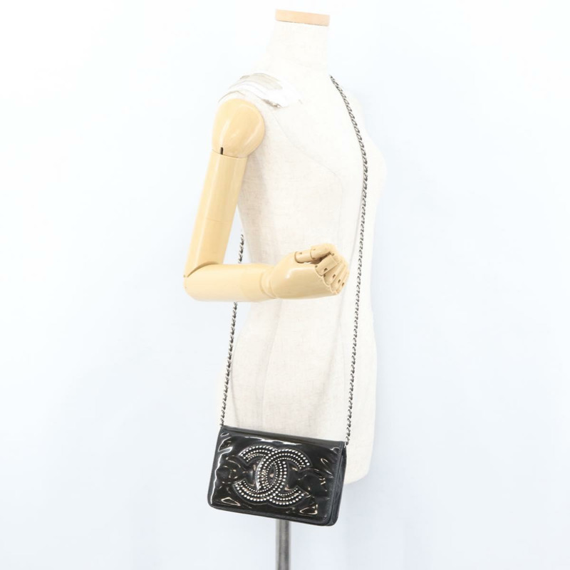 【日本直送】香奈兒 COCO 標誌鏈條單背包，漆皮黑色銀色 CC 標誌，正品編號 172433SAV-27