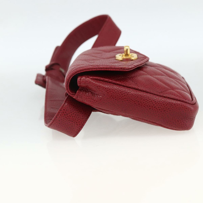 【日本直送】香奈兒 Matelasse 腰包 魚子醬紋皮革 紅色 金 CC 標誌 Auth 173394A-2