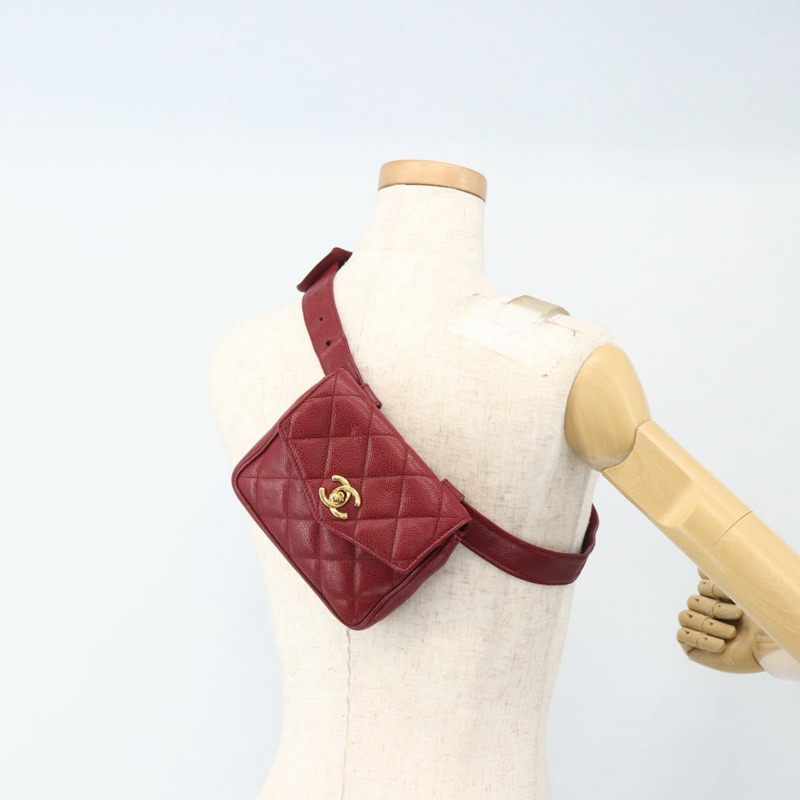 【日本直送】香奈兒 Matelasse 腰包 魚子醬紋皮革 紅色 金 CC 標誌 Auth 173394A-22