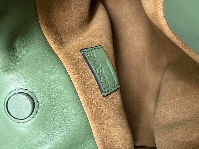 Loewe Flamenco 雲朵手拿包Mini size-7