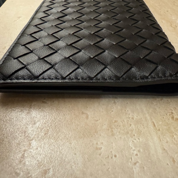 Bottega Veneta Passport Case in Black-10