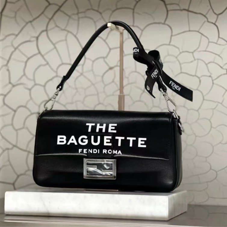 【保值近全新】Fendi Baguette 25 週年限量版 經典黑銀 專櫃全套配件-1