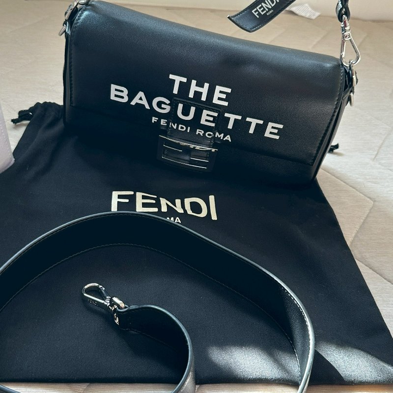 【保值近全新】Fendi Baguette 25 週年限量版 經典黑銀 專櫃全套配件-6