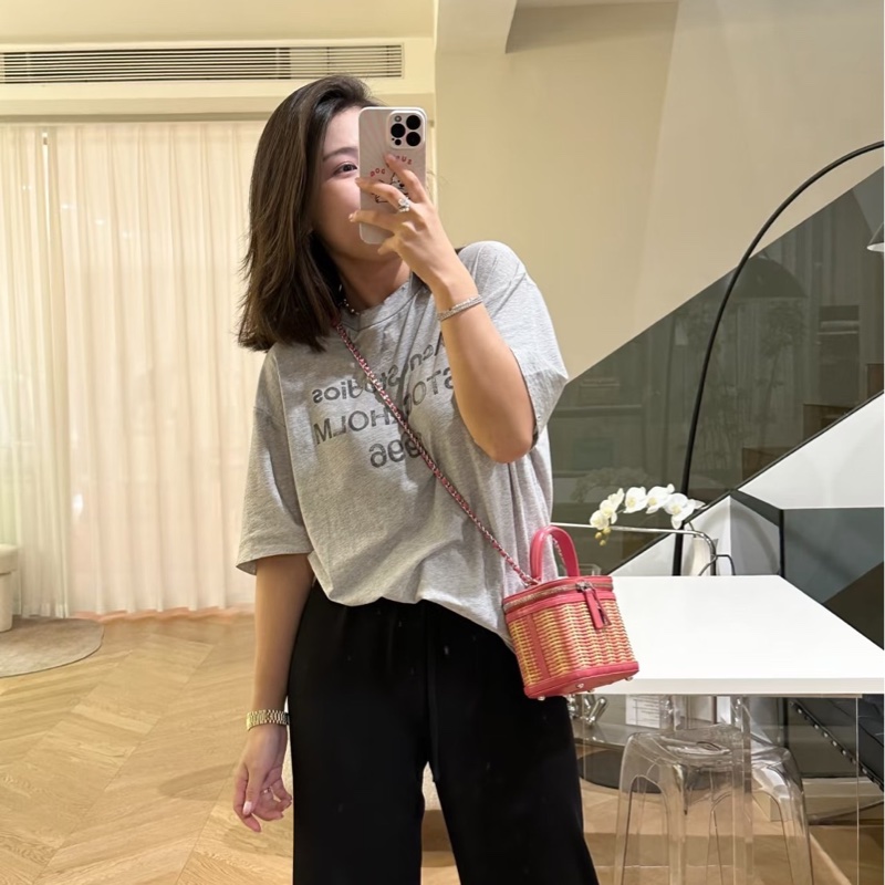 Chanel香奈兒 2020ss限量春夏系列竹編包竹籃子藤條包 粉色化妝包 手提單肩斜挎包-2