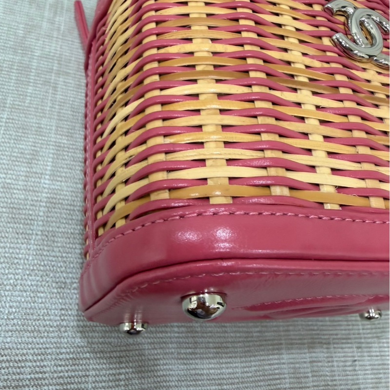 Chanel香奈兒 2020ss限量春夏系列竹編包竹籃子藤條包 粉色化妝包 手提單肩斜挎包-14