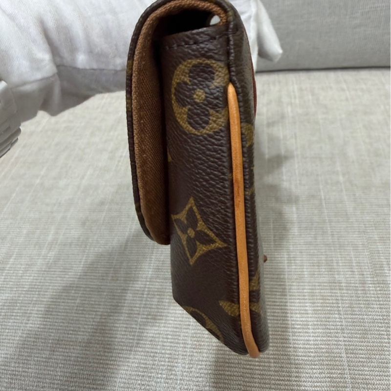 LV變形金剛老花腰包-13