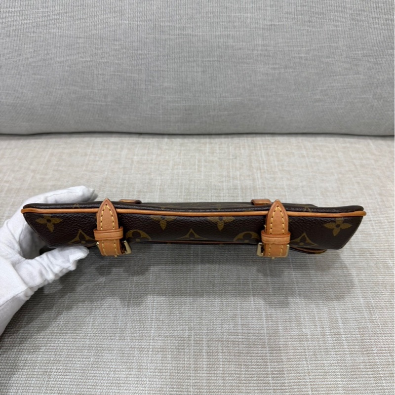 LV變形金剛老花腰包-17