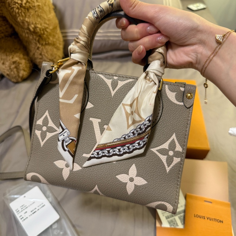 lv OnTheGo BB 斑鳩灰-1