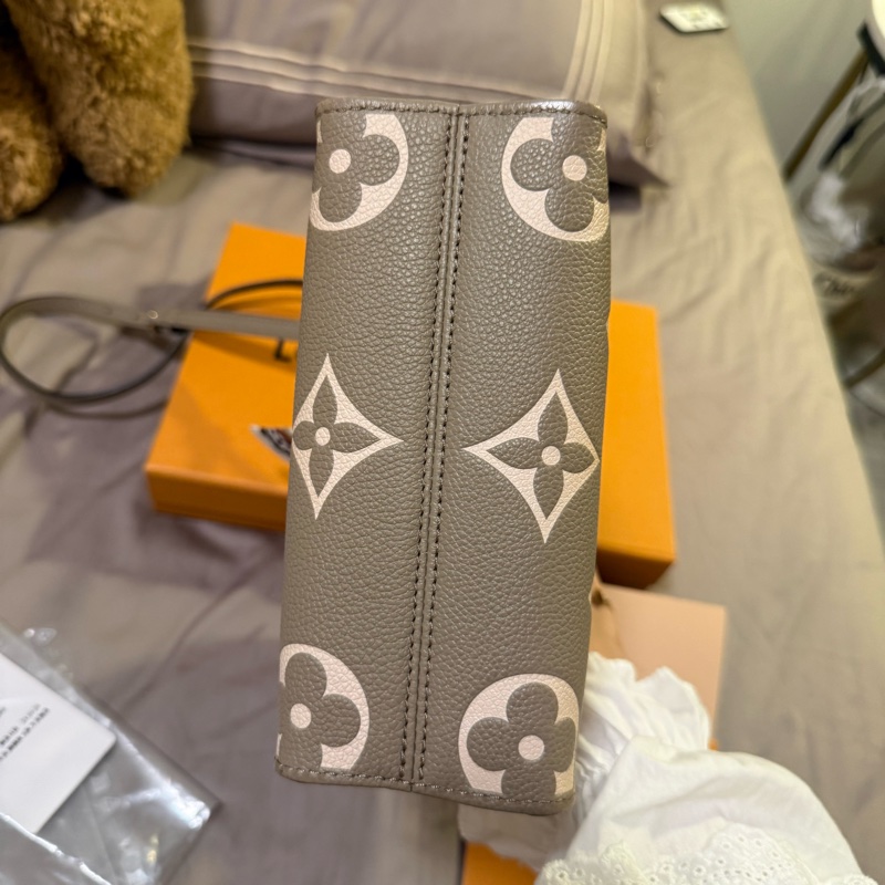 lv OnTheGo BB 斑鳩灰-3