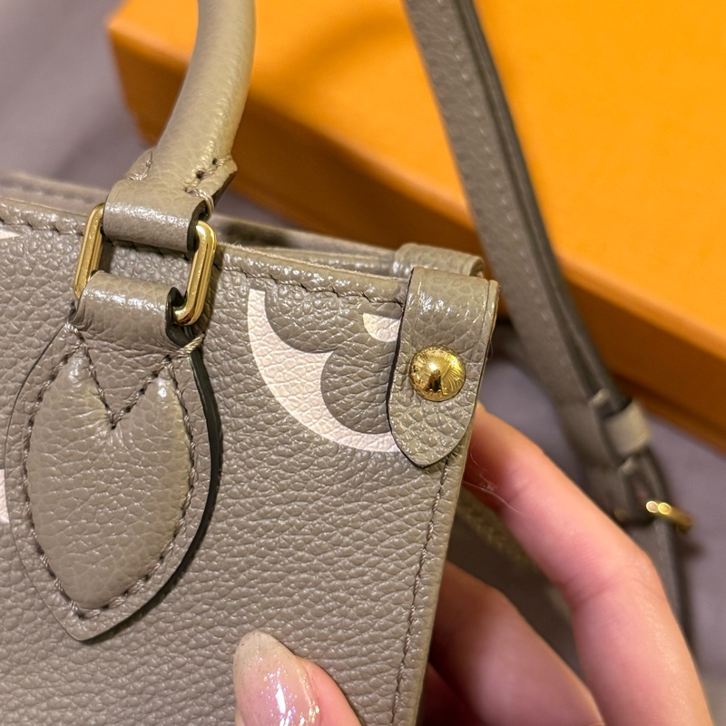 lv OnTheGo BB 斑鳩灰-17