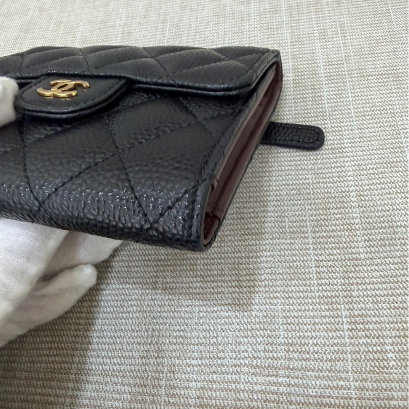 香奈兒Chanel 荔枝牛皮經典三折短夾#黑金#-7