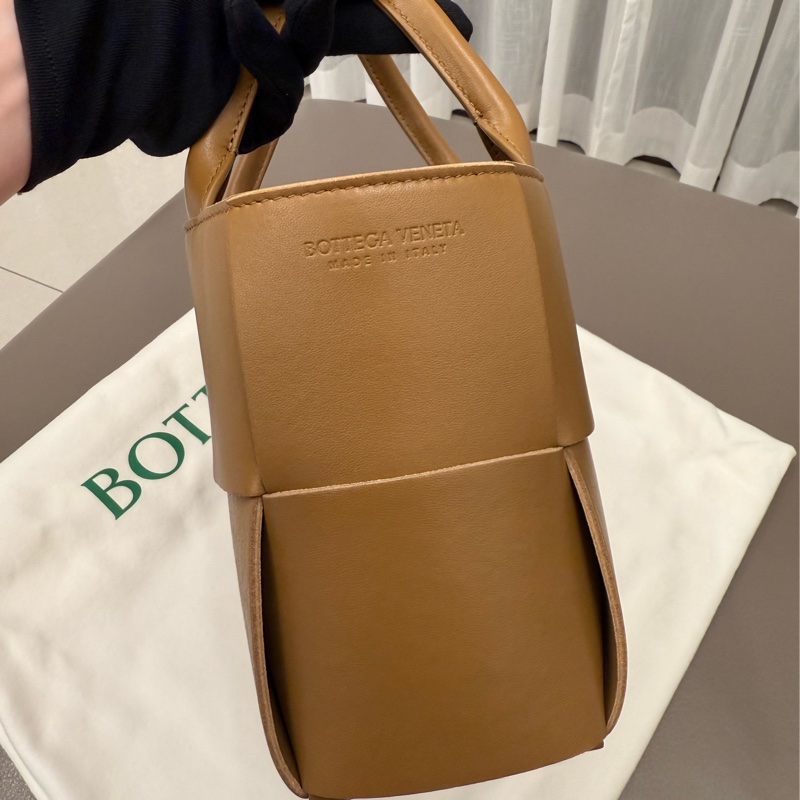 BOTTEGA VENETA BV Mini Arco Tote Bag 迷你托特包-10