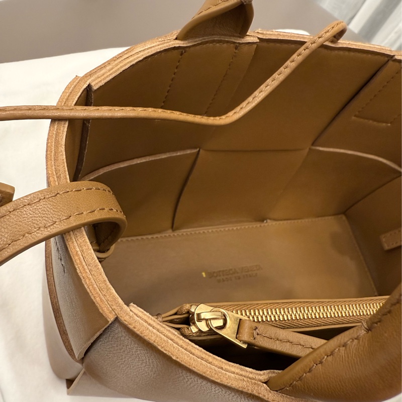 BOTTEGA VENETA BV Mini Arco Tote Bag 迷你托特包-16