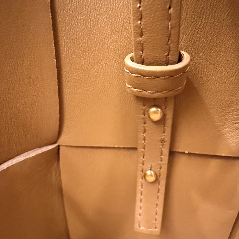 BOTTEGA VENETA BV Mini Arco Tote Bag 迷你托特包-17