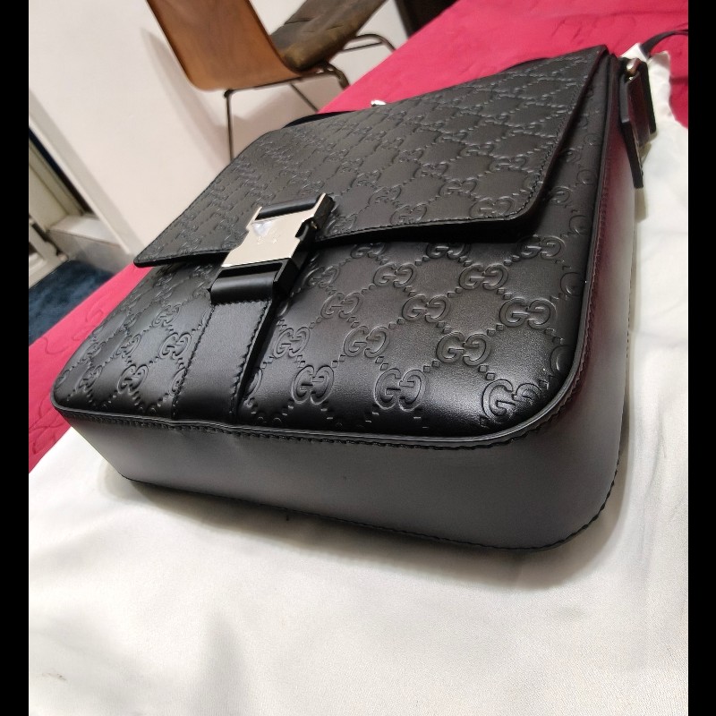 Gucci Signature 黑色扣鎖掀蓋斜側背包406368-CWCBX-1000-9