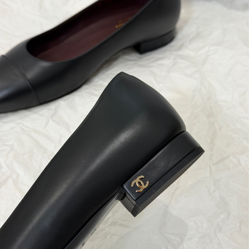 Chanel 小羊皮員工鞋 38.5碼鞋跟約2cm-3
