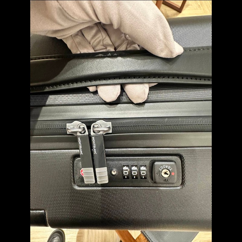 Montblanc 萬寶龍 登機行李箱 商務休閒款 全新 急售-33