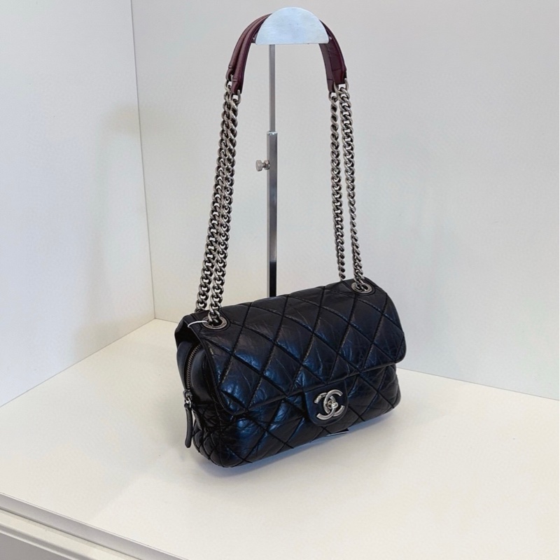 ✨Chanel 黑銀孟買油蠟皮CF 比例剛好 日常出門完美收納🖤-4