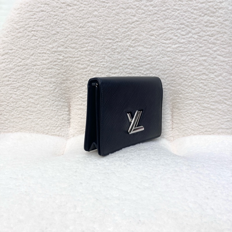 Louis Vuitton 路易威登 LV黑色EPI牛皮TWIST WOC斜背包M68560-2