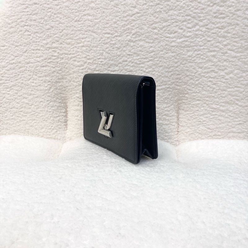 Louis Vuitton 路易威登 LV黑色EPI牛皮TWIST WOC斜背包M68560-3