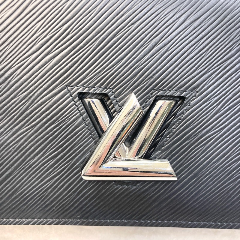 Louis Vuitton 路易威登 LV黑色EPI牛皮TWIST WOC斜背包M68560-12