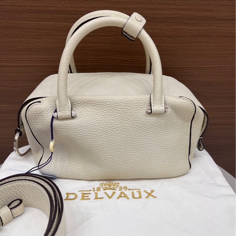 德爾沃｜cool box mini奶白色銀扣-1