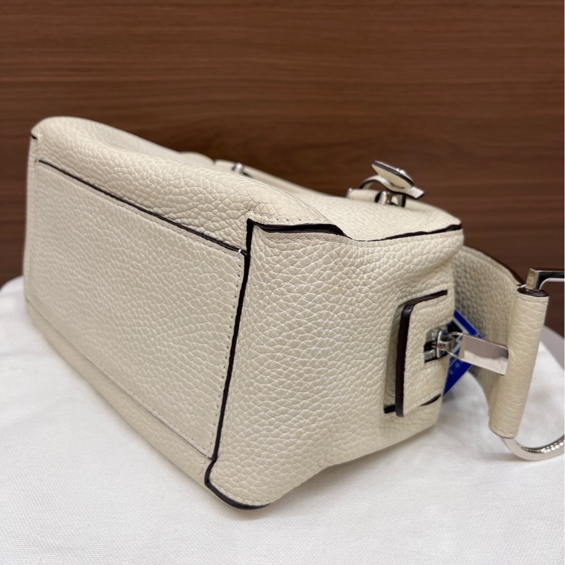 德爾沃｜cool box mini奶白色銀扣-5