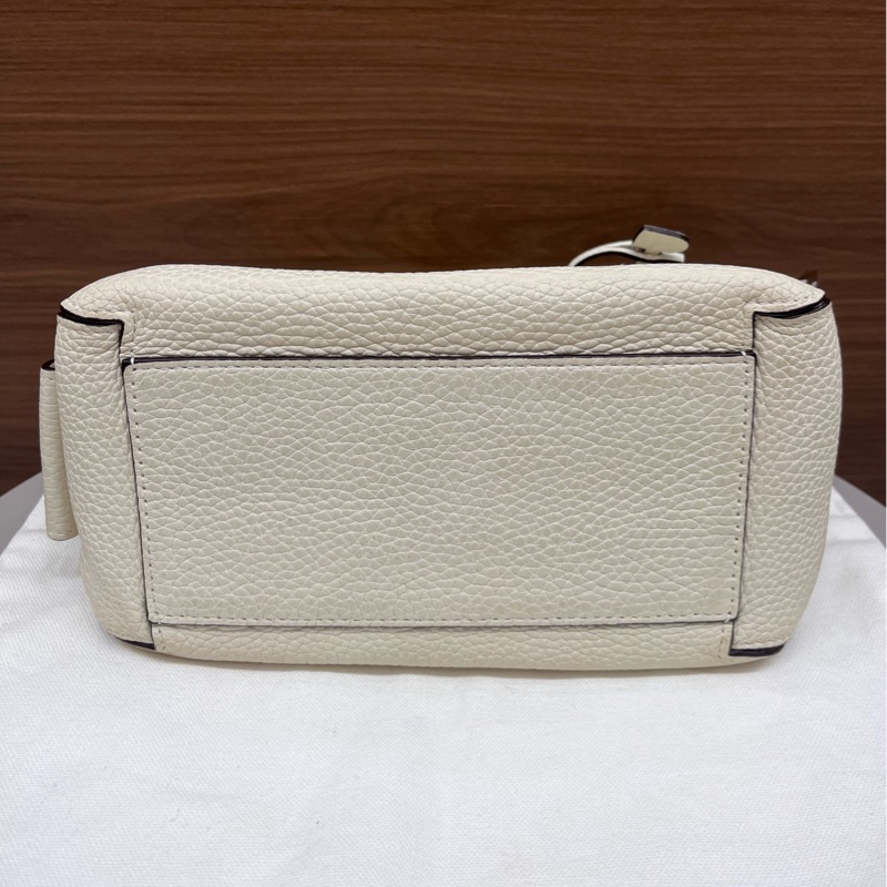 德爾沃｜cool box mini奶白色銀扣-6