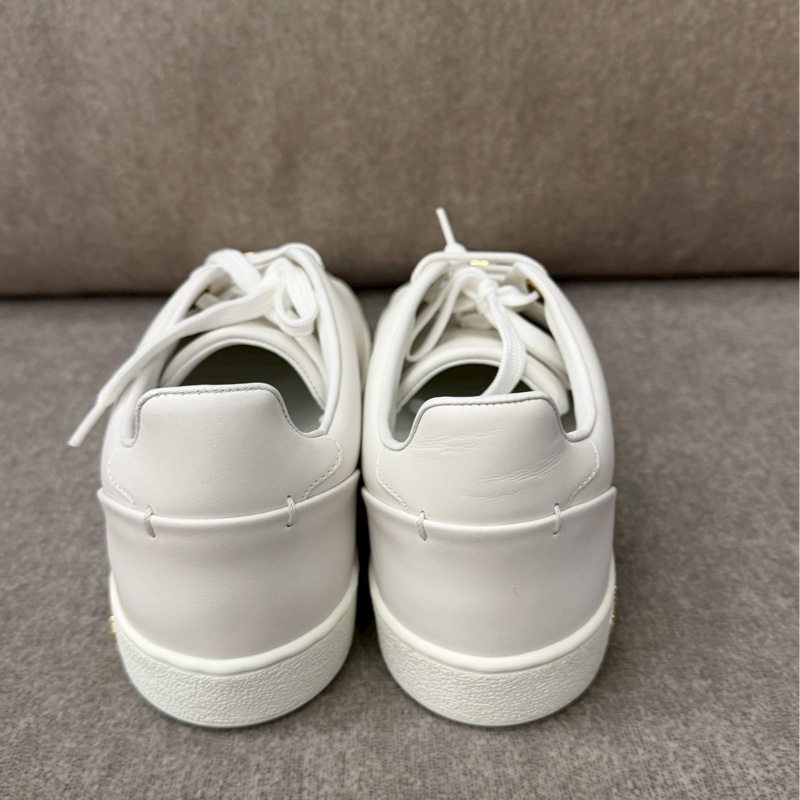 LV金屬logo小白鞋-6