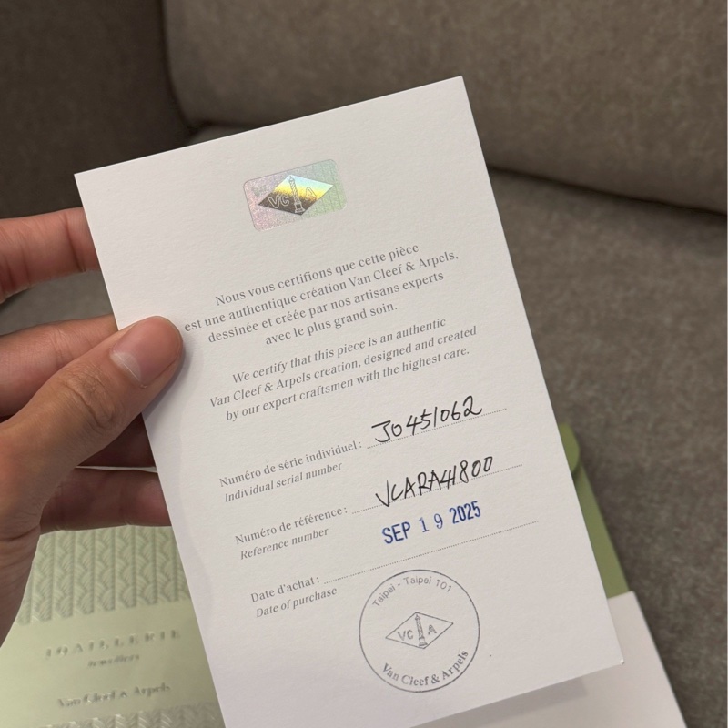 VCA白貝母五花手鍊-4