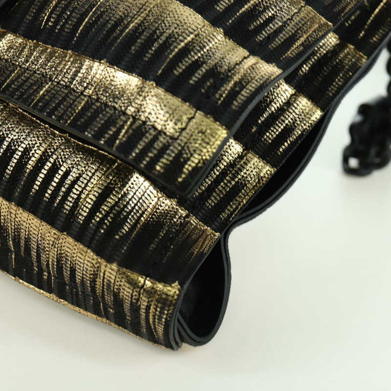 【日本直送】Salvatore Ferragamo Vala 鏈條單肩包 皮革 黑色 金色 正品 am11001V-10