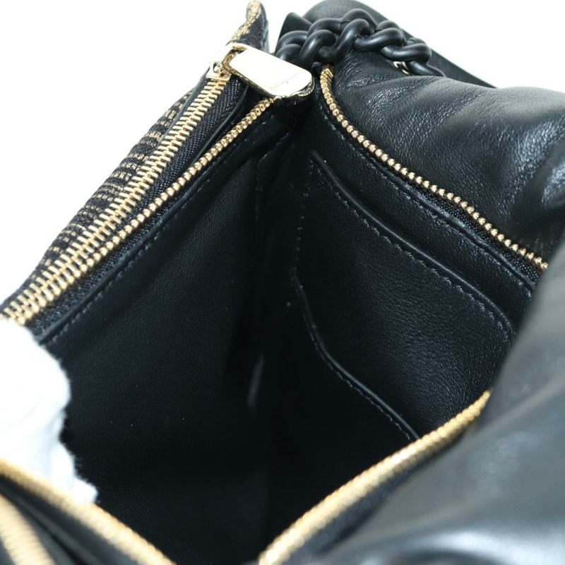 【日本直送】Salvatore Ferragamo Vala 鏈條單肩包 皮革 黑色 金色 正品 am11001V-19