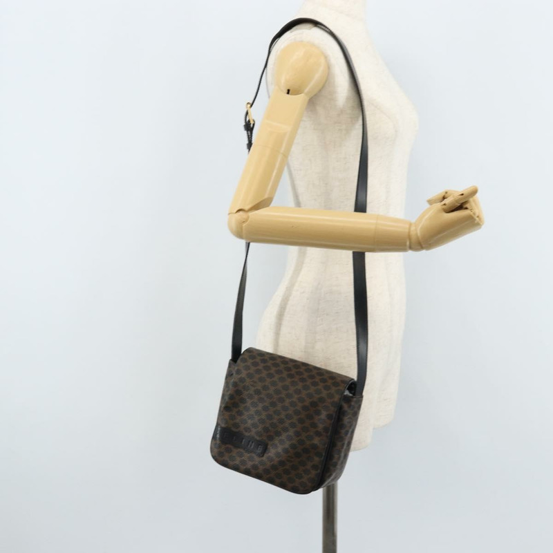 【日本直送】CELINE Macadam帆布肩背包 PVC皮革 黑色金色 正品 ARZ679A-21