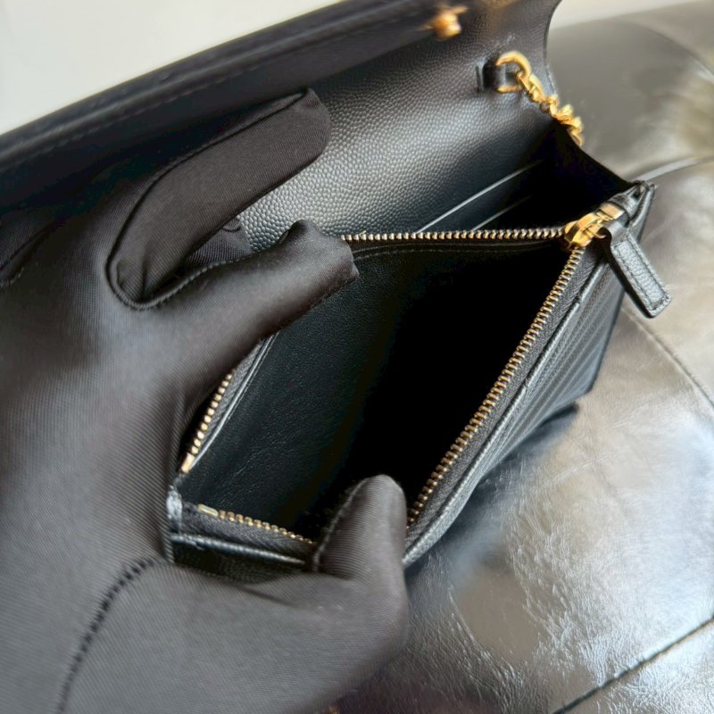 🏷YSL WOC信封包-11