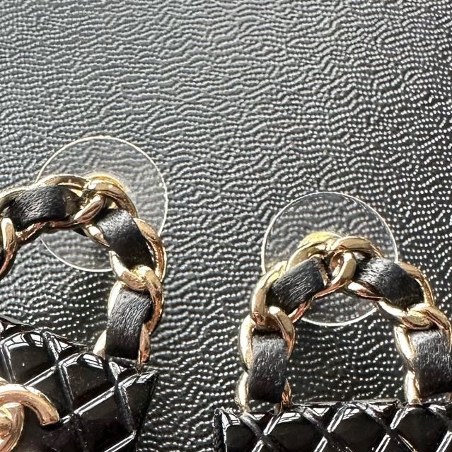 CHANEL香奈兒小書包款耳釘，23年  無附件-4