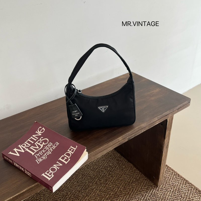🏷Prada hobo2000-0