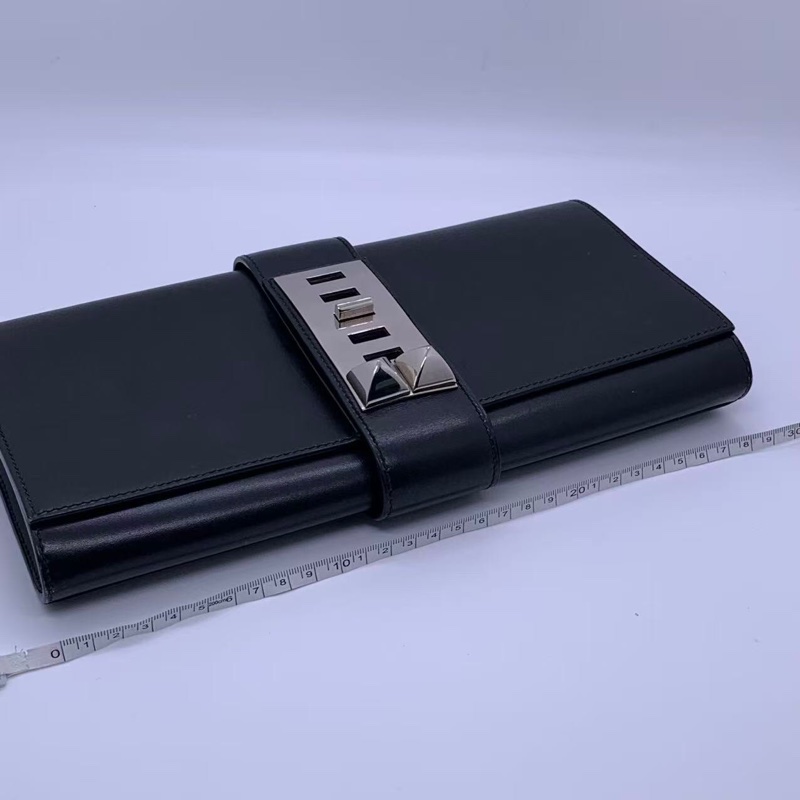 二手Hermes愛馬仕cdc黑銀box皮手包R刻，包身有划痕邊角有磨損五金有划痕-13