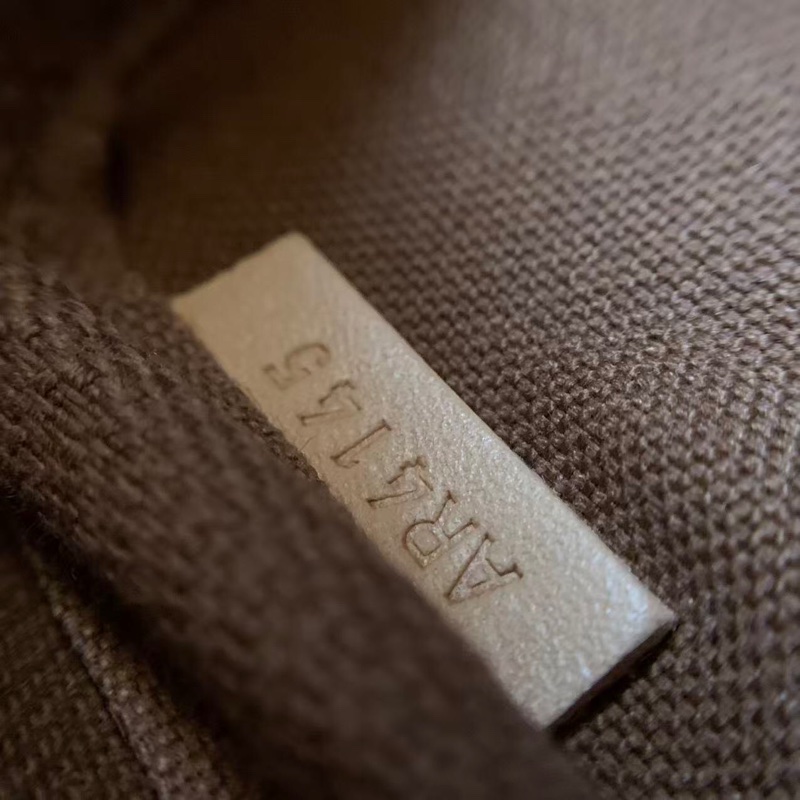 99新LV路易威登老花nano noe抽繩水桶包，2015購入-9