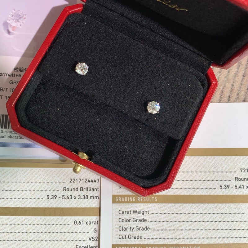 Cartier卡地亞鑽石耳環60分白金耳環，主鑽0.61，顏色G，淨度vs2，2021年-2