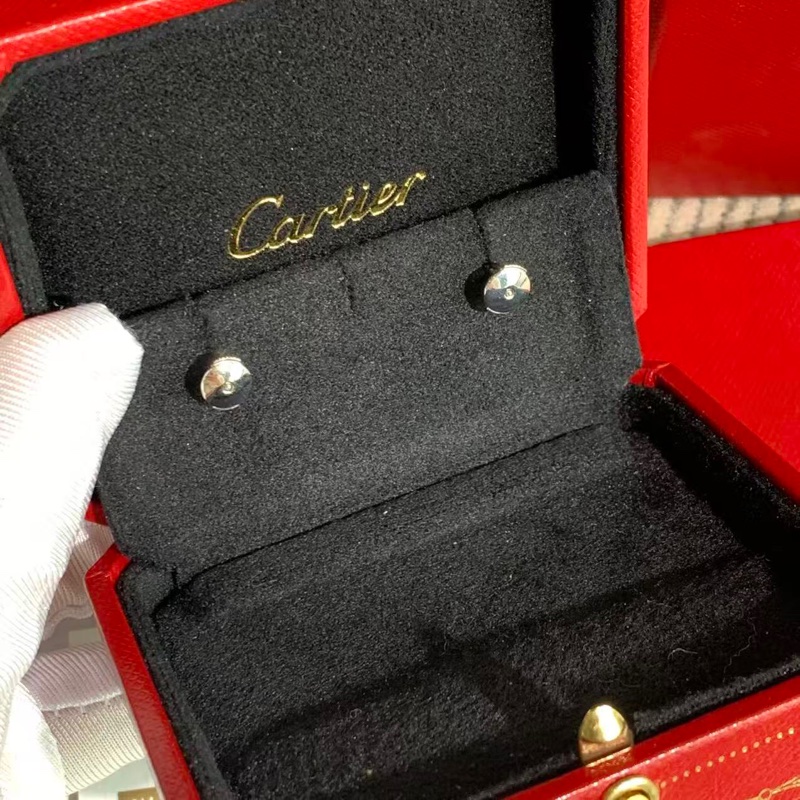 Cartier卡地亞鑽石耳環60分白金耳環，主鑽0.61，顏色G，淨度vs2，2021年-3