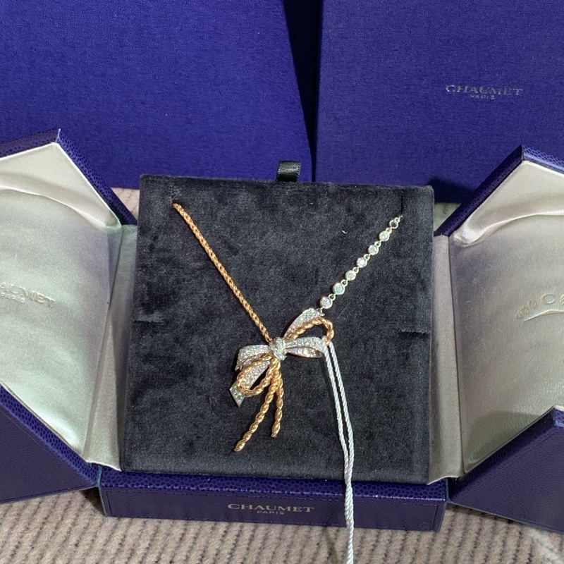 Chaumet尚美insolence滿鑽蝴蝶結項鍊 2018購入，上身非常大氣-3