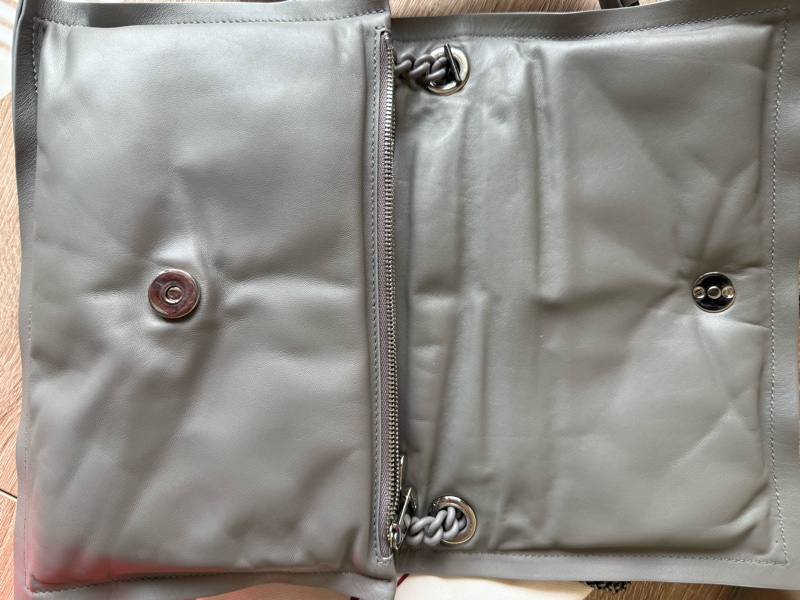 Salvatore Ferragamo 的 Viva Bow 單肩包（枕頭包)-3