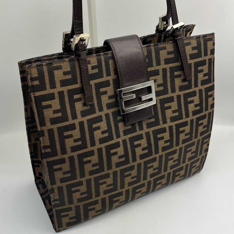 🏷Fendi老花托特包-3