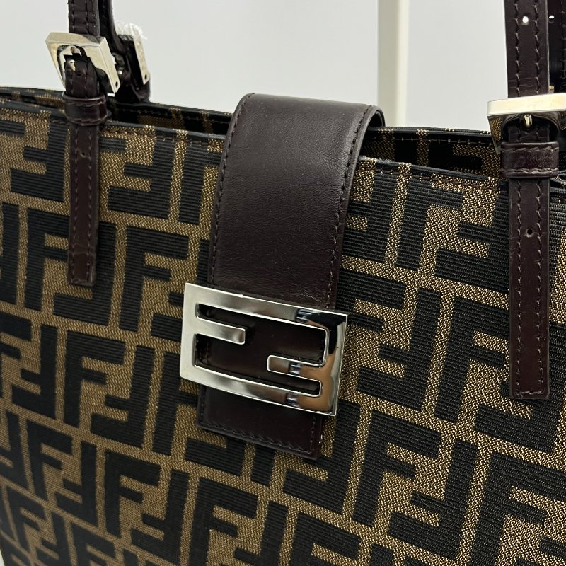 🏷Fendi老花托特包-5