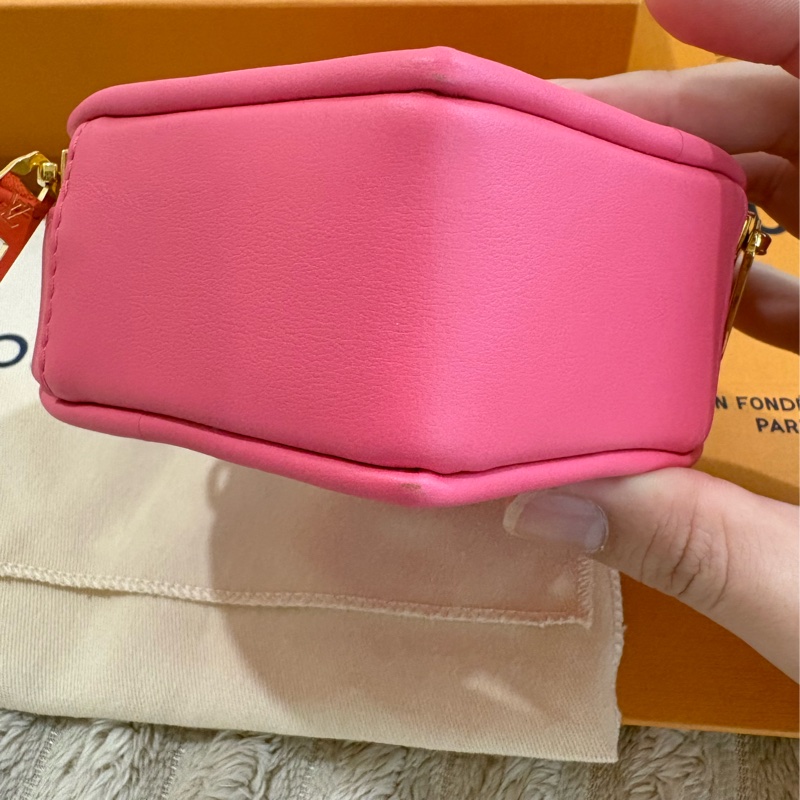 LV2023 情人節限定版-7