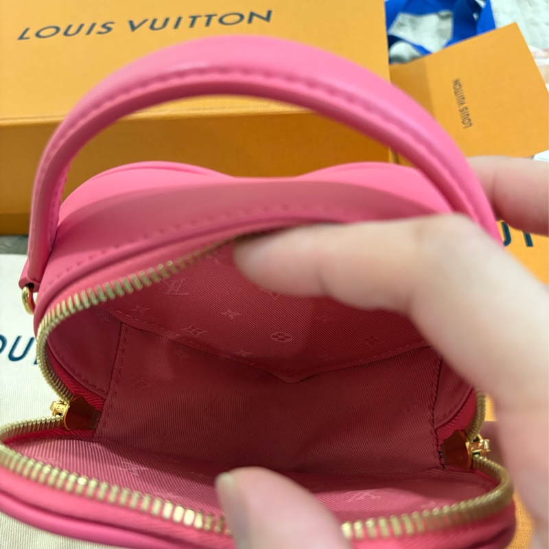 LV2023 情人節限定版-8