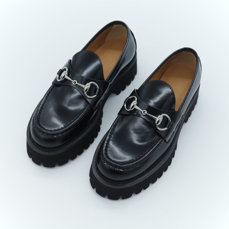 專櫃38,000（全新♥️閒置品）Gucci 古馳 Horsebit 黑色牛皮 銀色馬銜扣 鋸齒厚底樂福鞋 EU35-1